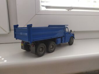 Tatra 148 1:43 - 3