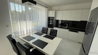 Predaj byt Bytča 2+1 62m2 +garsónka 35m2 +garáž 21m2 +terasa - 3