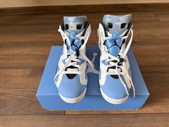 Nike Air Jordan 6 UNC - 3