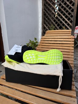 Adidas Ultraboost - 3