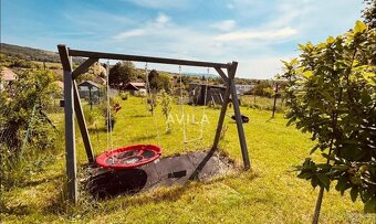 Na predaj krásny stavebný pozemok 863m2 - Ladice(obec medzi  - 3