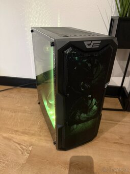 Herný PC - Ryzen 5 2400G / 16GB / RX580 8GB / 256GB SSD - 3