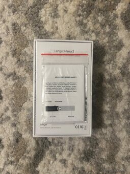 Trezor peňaženka Ledger Nano S - 3