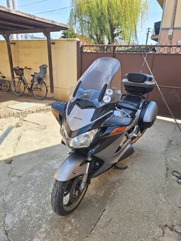 Honda Pan european ST1300 93kw - 3