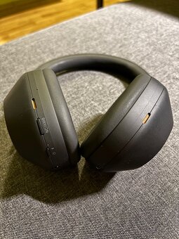 Sony WH-1000XM5 – čierne, top stav - 3