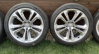 AUDi orig. Q3 5x112 8j x19 ET 36 255 40 R19 - 3