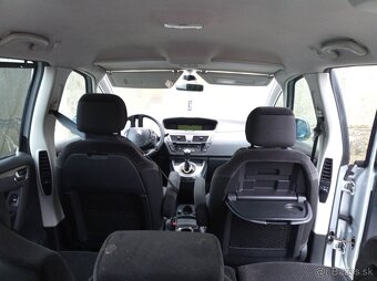Rozpredám Citroen C4 Grand Picasso 1.6HDi - 3