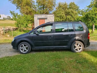 Volkswagen Touran - 3