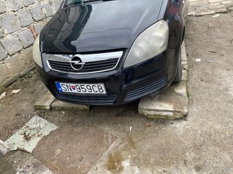 Opel zafira 2008 - 3