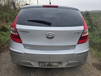 Hyundai i30 1.4i 2011 Facelift náhradné diely - 3