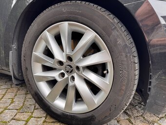 Disky skoda original 17”gumy michelin 7mm dezen - 3