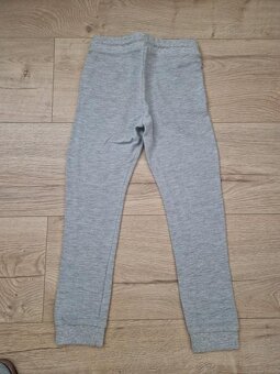 Sivé tepláky C&A 140, Harry Potter modre - 3