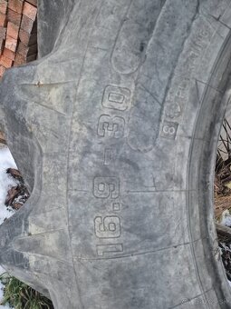 Pneu na zetor 16.9 - 30 - 3