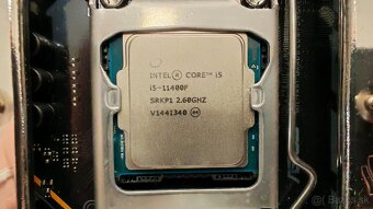 B560M + i5 11400F + 16GB Ram - 3