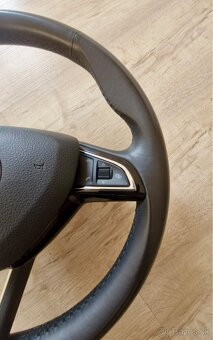 Volant Skoda Superb 3 - 3