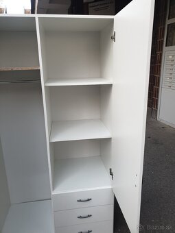 Na Predaj Skriňa - 3