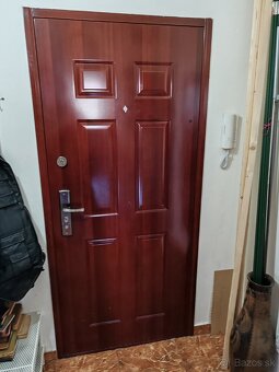 2izb.byt Nové Zámky sidlisko juh - 3