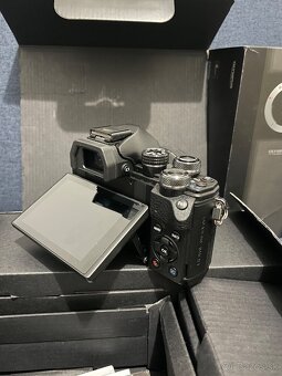 Olympus OMD E-M10 Mark II - 3