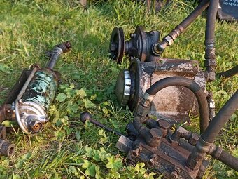 Hydraulika, Blatníky, záves - 3