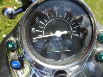 Suzuki Intruder 250 VL Classic s tp špz REZERVOVANÉ - 3
