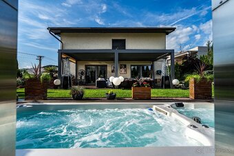 PREDAJ:luxusná VILA na Podhradovej, Košice-Sever, ul.Štrbská - 3