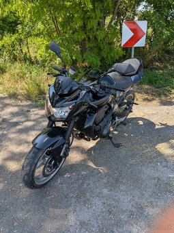 Kawasaki Z750 - 3