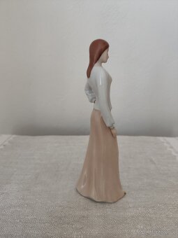 Royal dux žena dievča porcelánová soška - 3