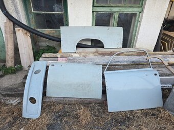 Predam dvere a masku - Trabant - 3