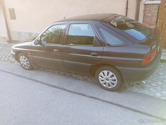 Predám Ford Escort - 3