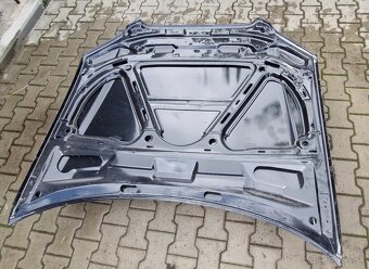 audi a4 b7 kapota - 3