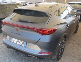 Cupra Formentor 1.5 TSI 110 KW DSG SPORT VZ Edition Panoráma - 3