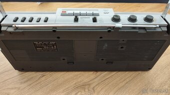 JVC RC - 565 LE kazetovy radiomagnetofon - 3