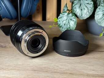 Sony 10–18 mm f/4 (APS-C) - 3