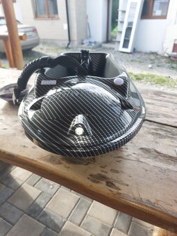 Boatman Zavazacia lodicka Actor PLUS Basic Carbon 10AH Batér - 3