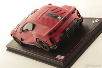 Ferrari 812 Competizione | MR Collection 1/18 - 3