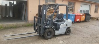 VZV NISSAN P1F2A25J 2500kg - 3