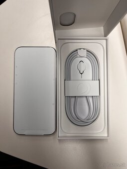 iPhone 16 128GB biely - 3