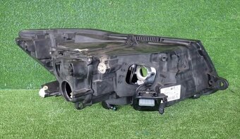 skoda superb svetlo xenon 2012-18 - 3