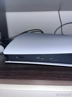 Playstation 5 slim digital 825gb - 3