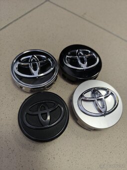 Stredové krytky Toyota - 3