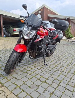 Yamaha XJ6 - 3