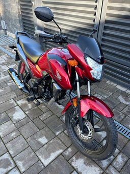 Honda cbf125 A1 - 3