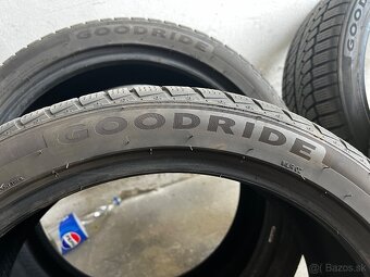 235/40 R19 GoodRide Zimné - 3