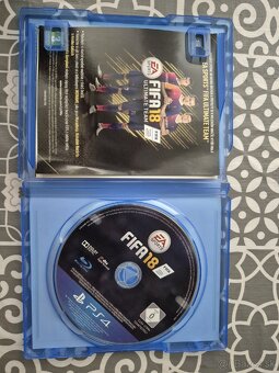 FIFA 2018 (PS4-PS5) - 3