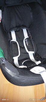 Cybex aton B2 i-size a základňa - 3
