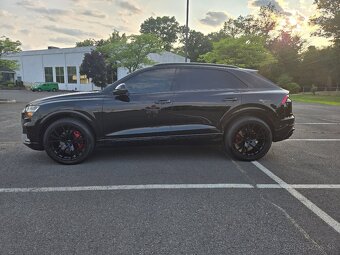 Audi q8 sline - 3