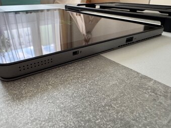 Dell Latitude 7200 2v1, výkonný a odolný notebook + tablet - 3