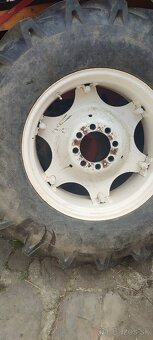 Kolesa na zetor 16.9/14-28 - 3