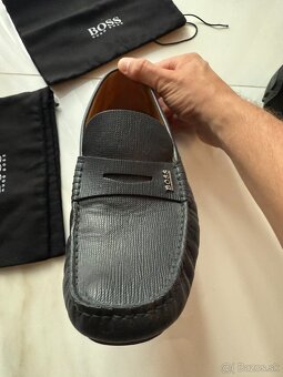 Predám Hugo boss kožené mokasíny zánovné (40) box & dustbag - 3