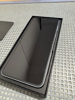 Samsung Galaxy Z Flip 6 – 256 GB - 3